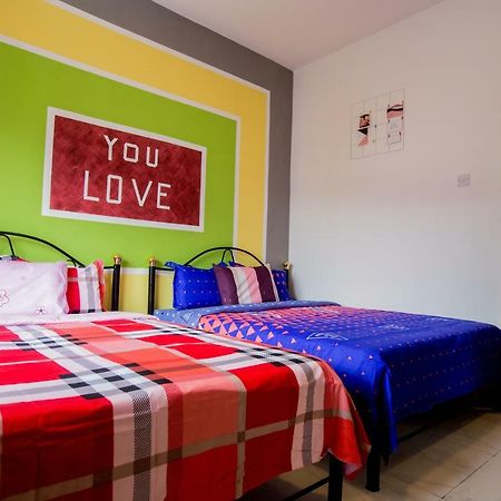 Icolor Home & Stay Ch5 Tanah Rata Exterior photo