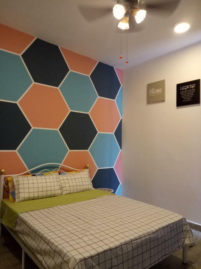 Icolor Home & Stay Ch5 Tanah Rata Exterior photo