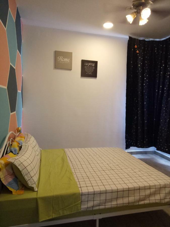 Icolor Home & Stay Ch5 Tanah Rata Exterior photo
