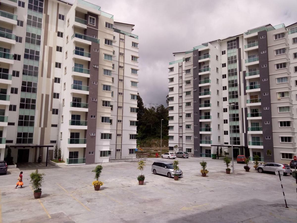 Icolor Home & Stay Ch5 Tanah Rata Exterior photo